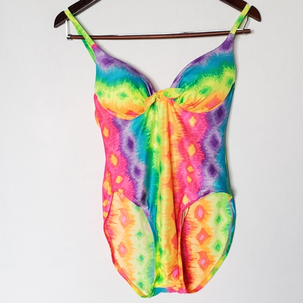 🌈Vintage Retro rainbow one piece